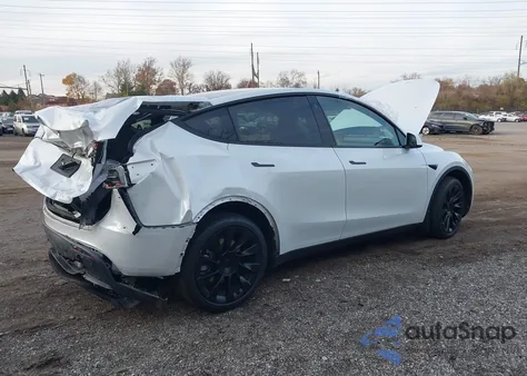 2022 Tesla Model Y Long Range Dual Motor All-Wheel Drive from USA, damaged, VIN 7SAYGDEE3NA018401